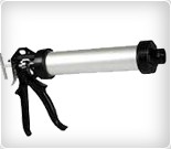 Cox Powerflow 2 — пистолет для фольгированных туб 600мл c двумя колбами. Пистолет для фольгированных туб с двумя колбами в комплекте. Пистолет механический для герметика и клеев в фольгированных тубах объемом 400 и 600 мл.
Преимущества
Прочный алюминиевый корпус и прозрачный пластиковый;
Механизм металлический;
Идеален для профессионального применения;
Длительный срок службы.